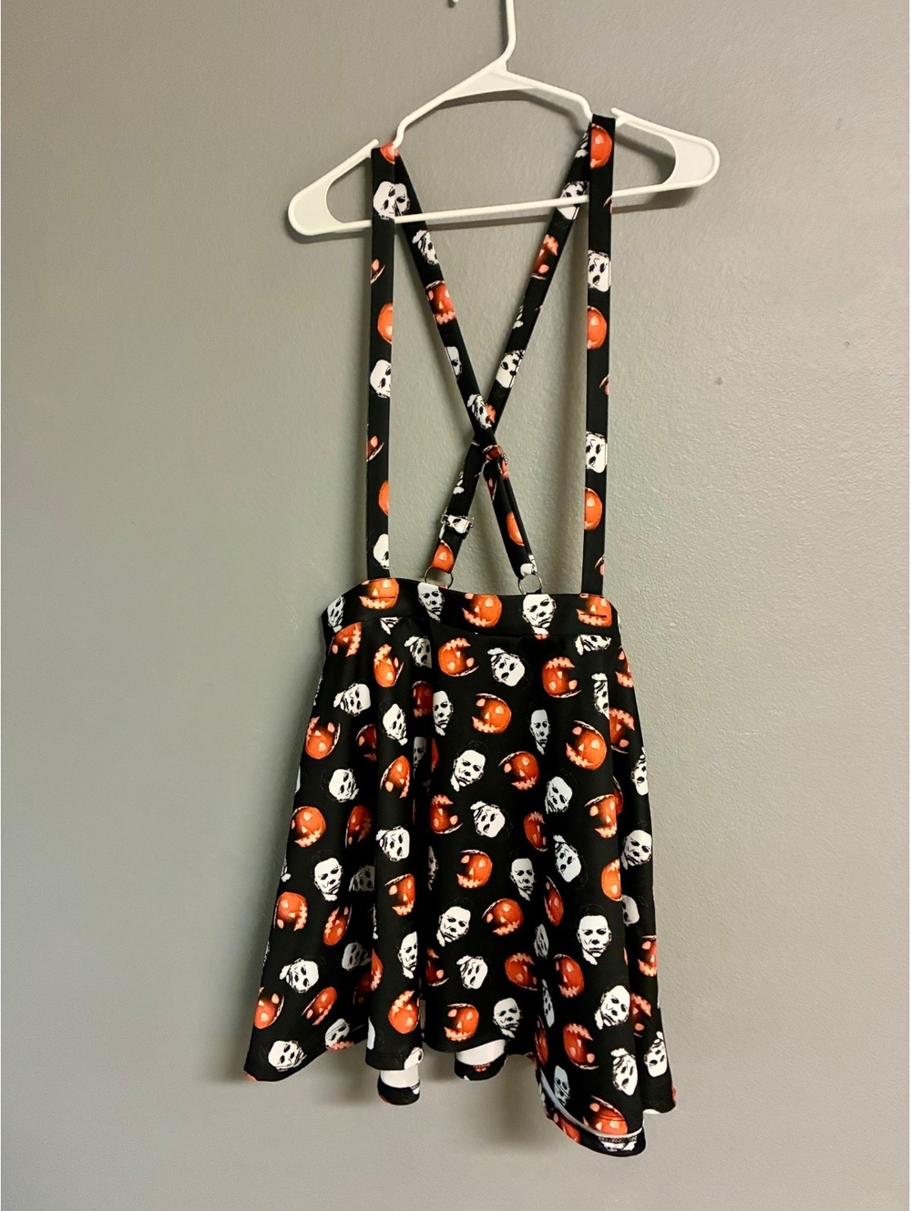 Hot Topic  Halloween Michael Myers Skater Skirt with Suspenders XL